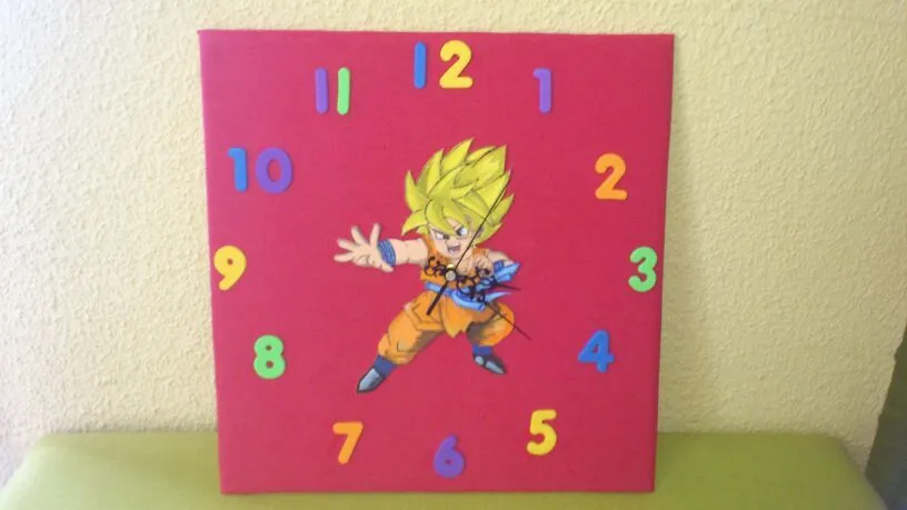 Manualidades en Foami y Más: Reloj Son Goku