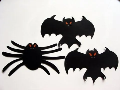 Manualidades para Halloween - móvil de murciélagos - Manualidades ...