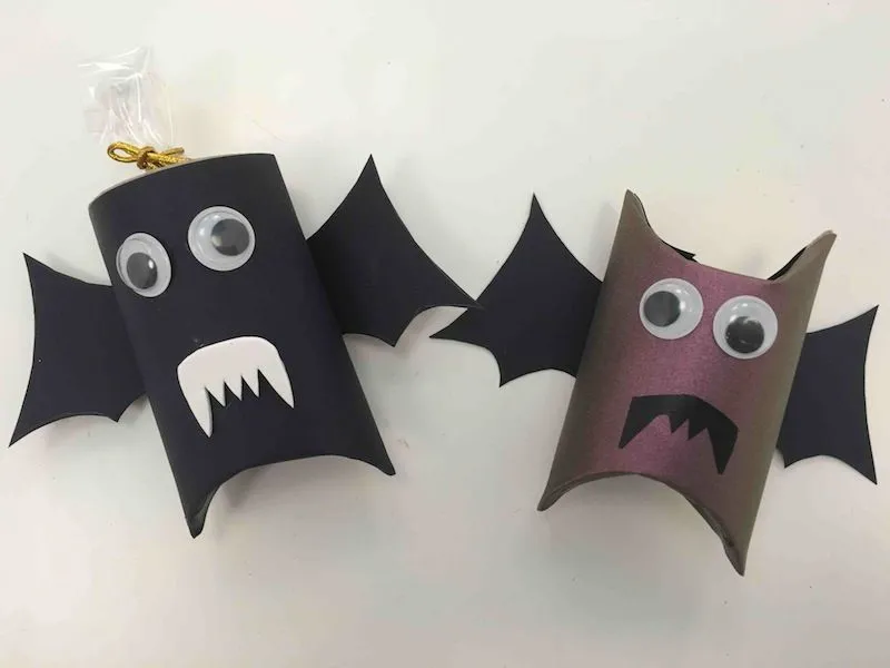 Manualidades para niños de Halloween - Murciélagos dulceros