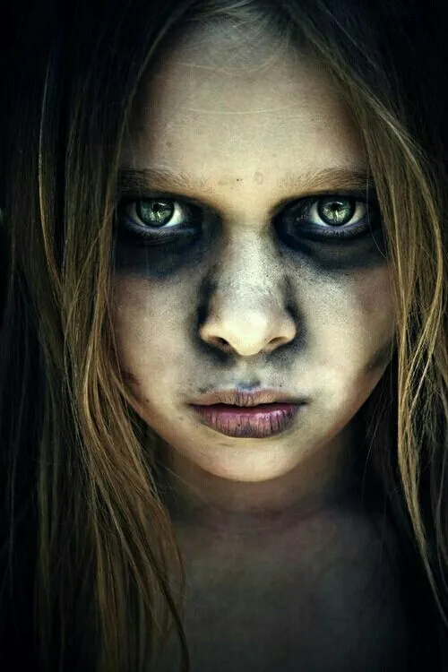Maquillaje artistico de terror on Pinterest | Maquillaje, Zombie ...