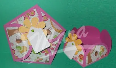 Mara Handmade Cards: Tarjeta - Invitación Flor