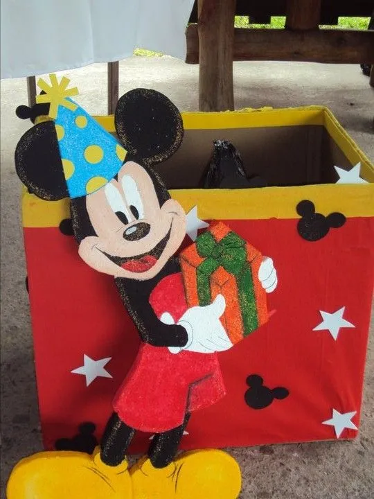 Caja de regalo Mickey Mouse - Imagui