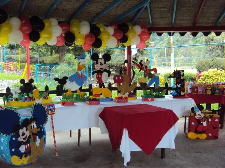 Mariale Eventos: La Casa de Mickey Mouse