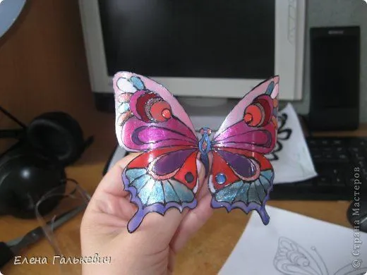 Como hacer una mariposa de material reciclable - Imagui
