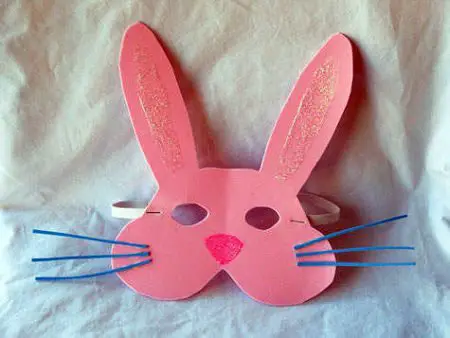 Como hacer una mascara de conejo con goma eva | Todo Manualidades