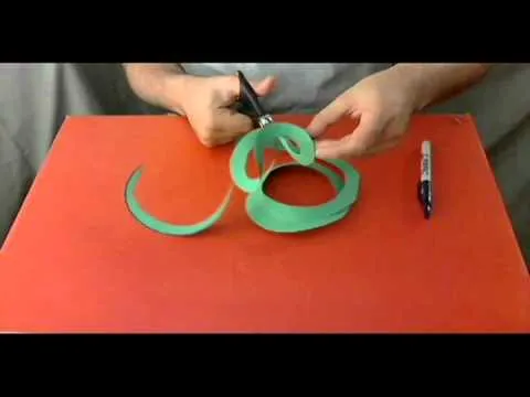 CRAFTS] Como hacer una serpiente de cartulina - YouTube
