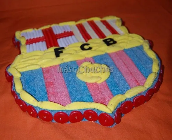 Tarta de gominolas del escudo del barcelona - Imagui