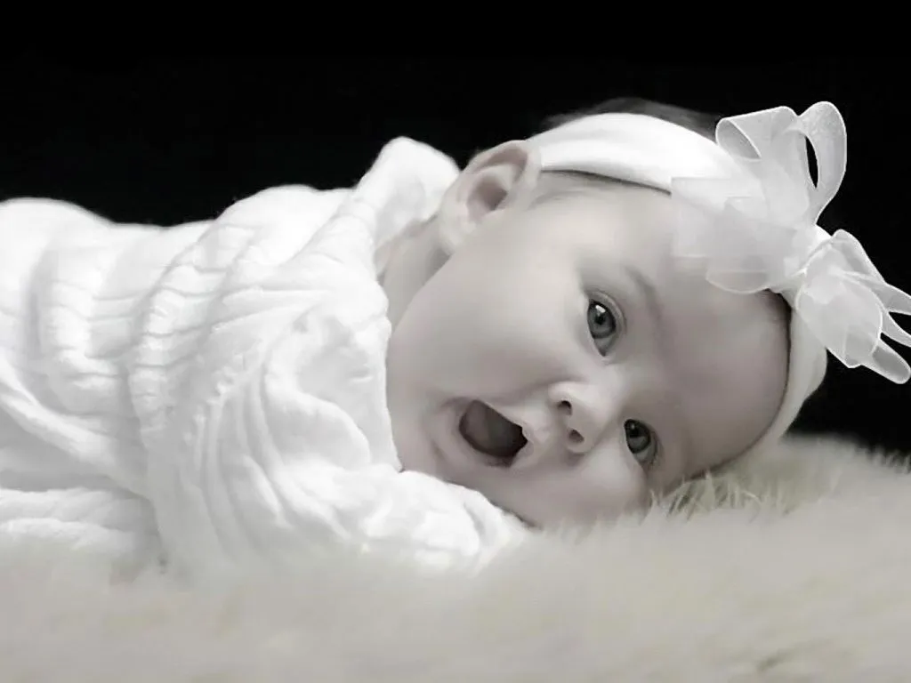  ... filha quando teve uma surpresa: a bebê nasceu loira de olhos azuis