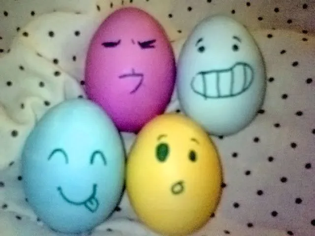 Imagenes de huevos con rostros - Imagui