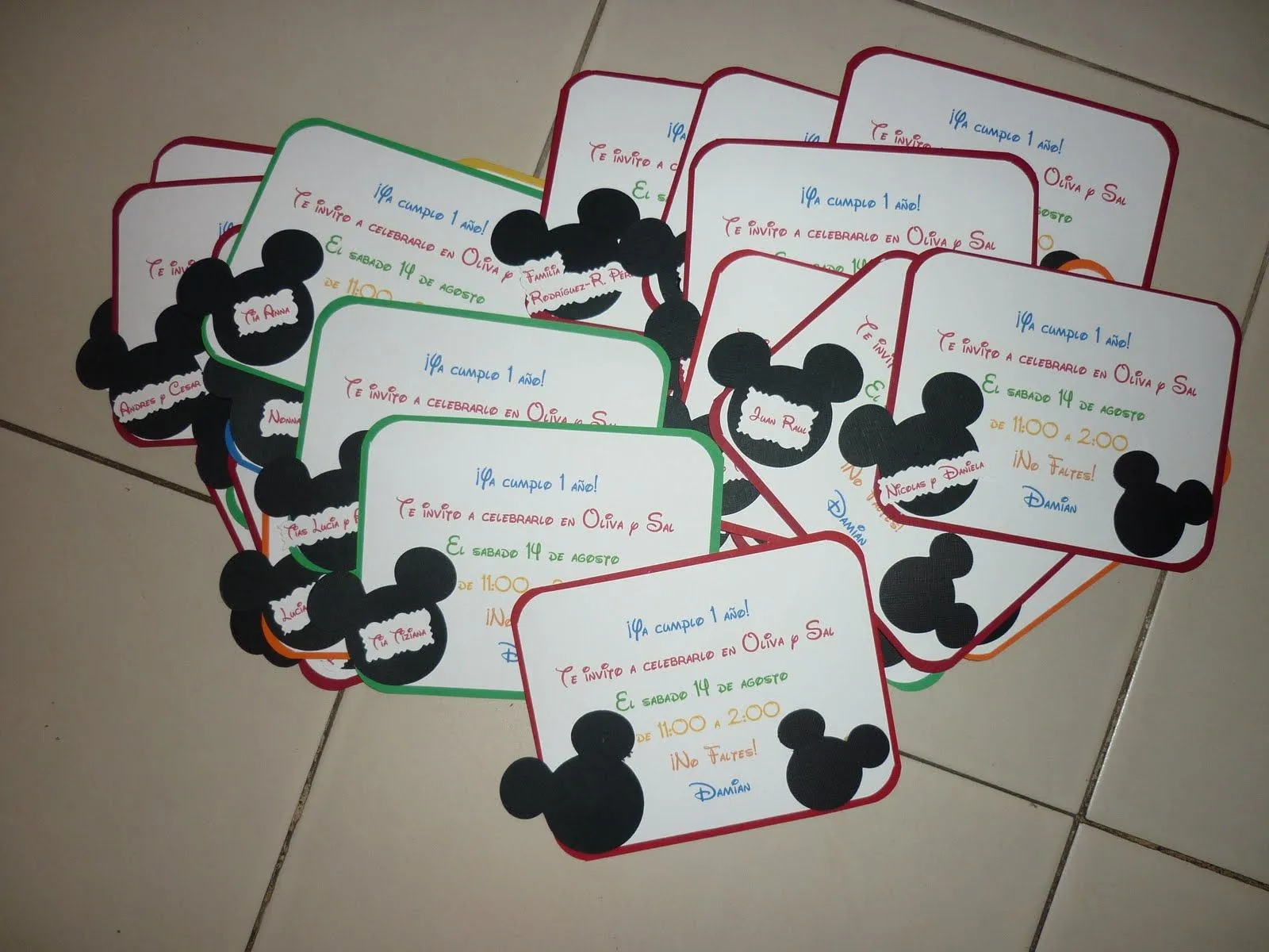 MEMORIAS EN PAPEL: Tarjetas de Mickey Mouse para cumpleaños