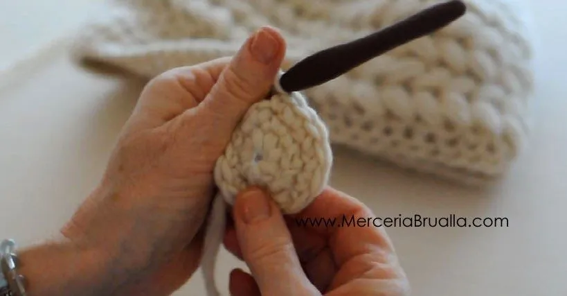 Merceria Ana Brualla: Tutorial Gorro Crochet en Vídeo