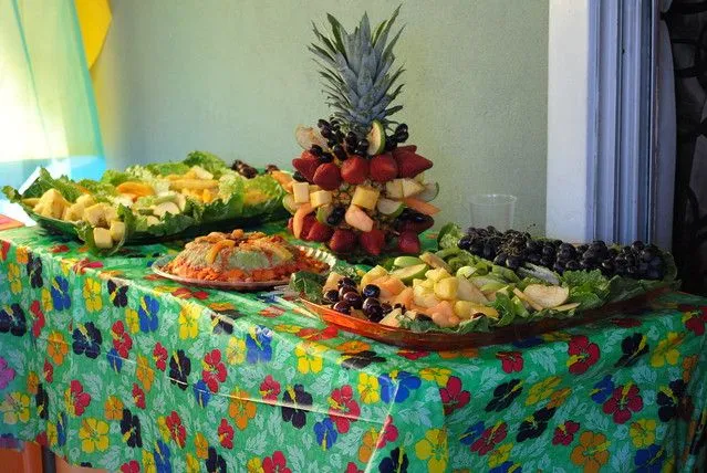 Mesa de frutas decoradas - Imagui