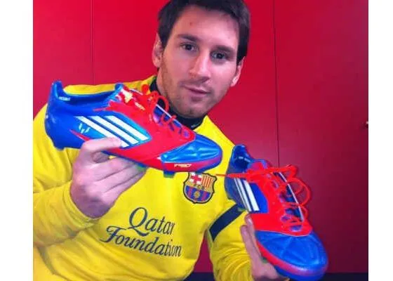 Messi cambia su modelo de botas para el Bernabéu - EcoDiario.es