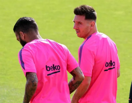 Messi sorprende con su nuevo peinado | Futbol de Primera