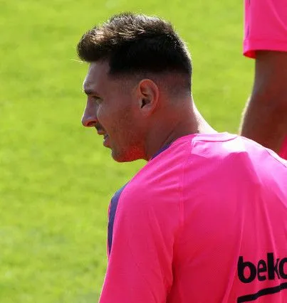 Messi sorprende con su nuevo peinado | Futbol de Primera