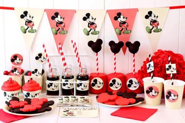 Mickey & Minnie Mouse Party Ideas - Design Dazzle