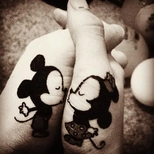 mickey and minnie mouse tattoos | Tatuagem Mickey Minnie Mouse ...