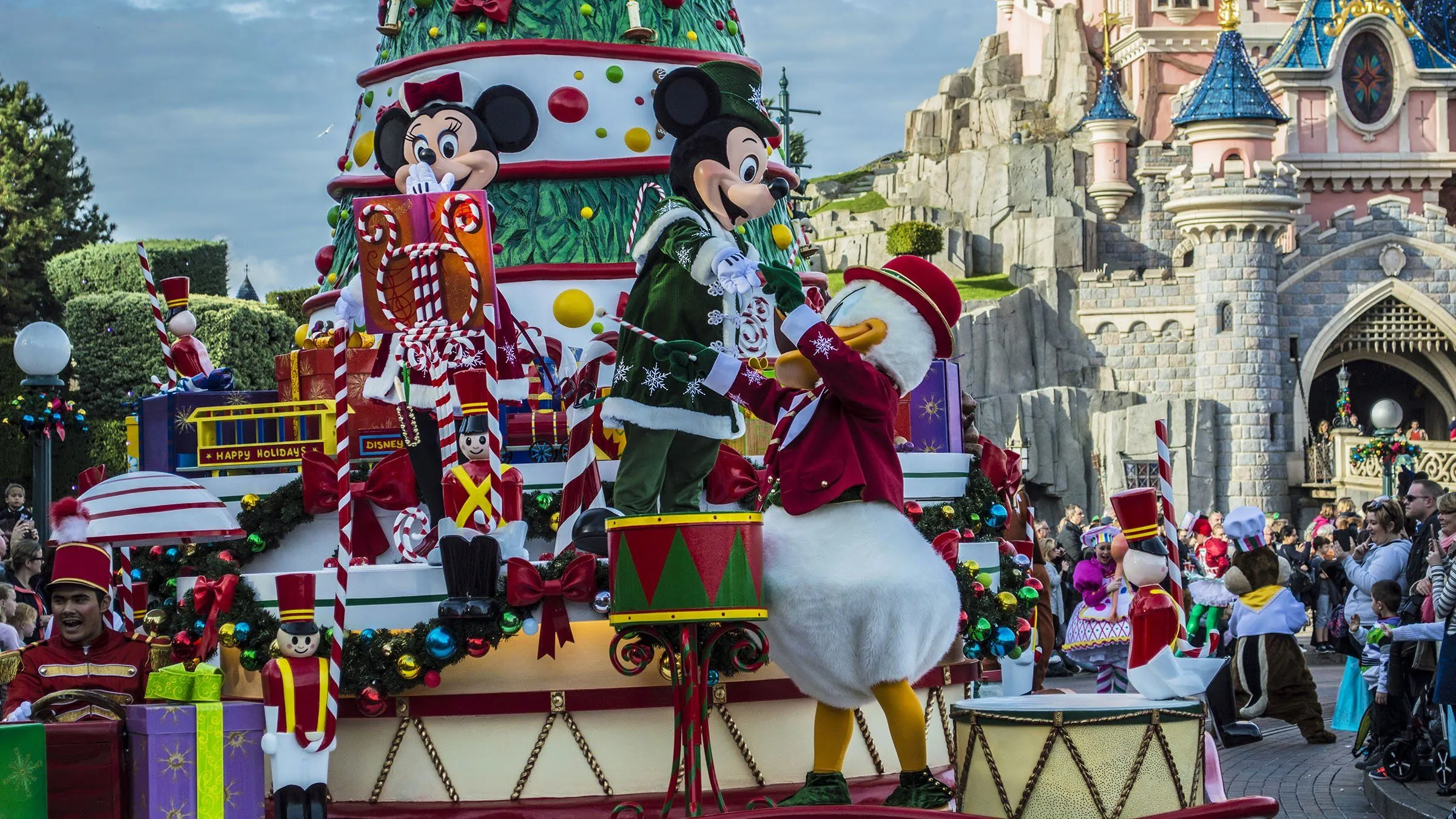 Mickey-y-Minnie-en-Navidad.jpg