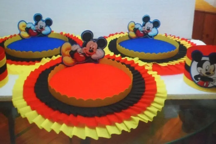 Mickey Mouse | Carameleras y Chupeteras | Pinterest