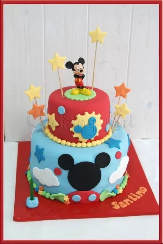 Mickey Mouse House cake. Tarta Casa de Mickey Mouse. | Cooking Art ...