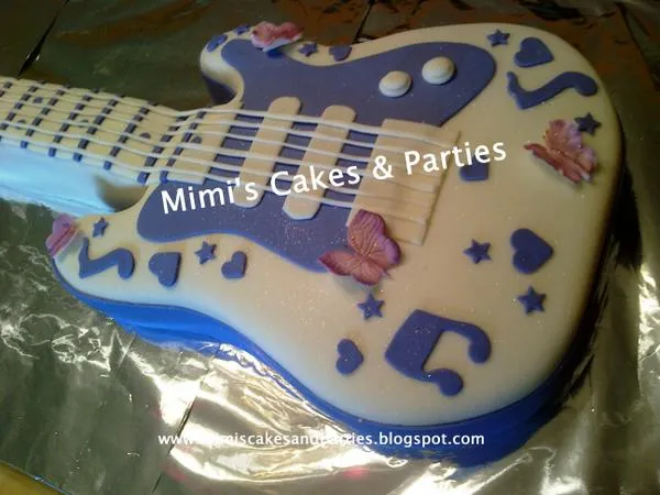 Mimi's Cakes Parties on Twitter: "Torta en forma de guitarra ...