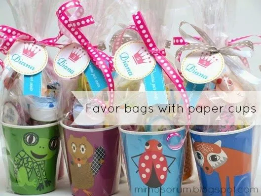 MIMOSORUM : Detalle de Cumpleaños con Vasos de Papel - Favor Bags ...
