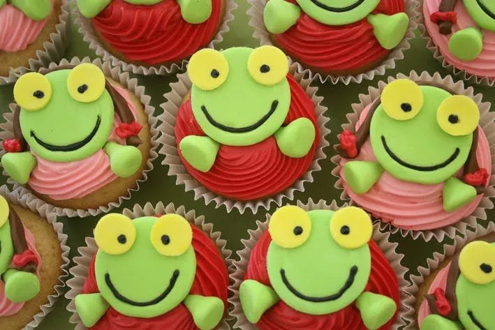 MINI DELICIAS Cupcakes: Sapo Pepe!! - Cupcakes Mini Delicias!!