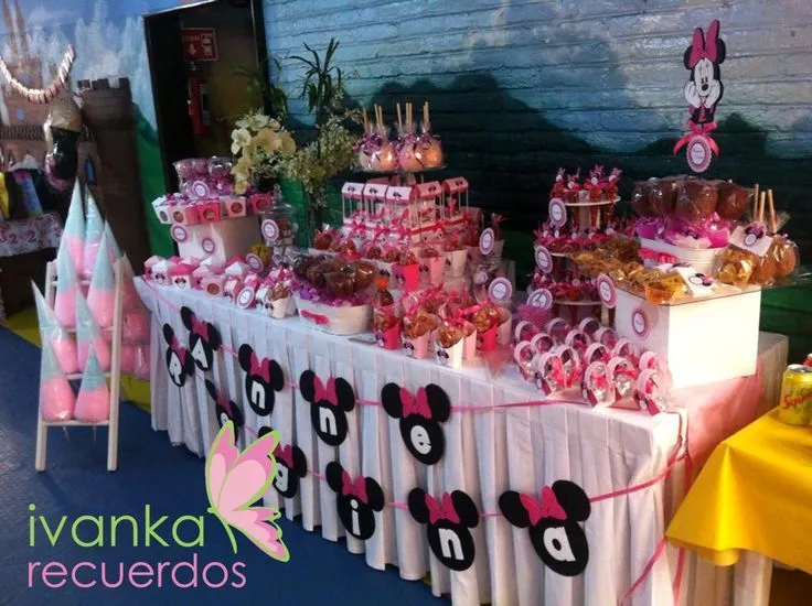 Minnie mouse candy bar | CANDY TABLES/BARS FOR PARTIES | Pinterest ...