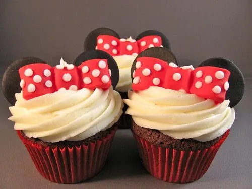 Minnie Mouse cupcakes | Flickr - Photo Sharing!