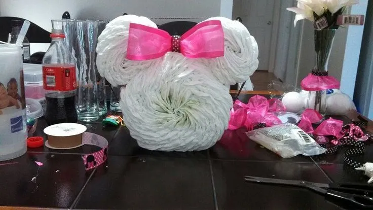 Minnie mouse diaper cake | Baby | Pinterest | Minnie Mouse ...