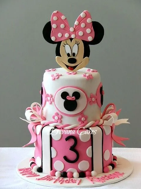 Minnie Mouse cake for a little girl's birthday party | Mickey and ...