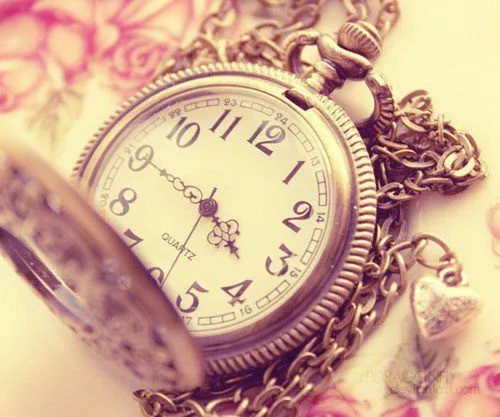 Missing Monments ::. - #Cute #Clock #Vintage #photography