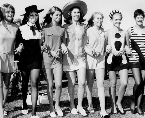 La moda en los años 60's | Mayores de Hoy
