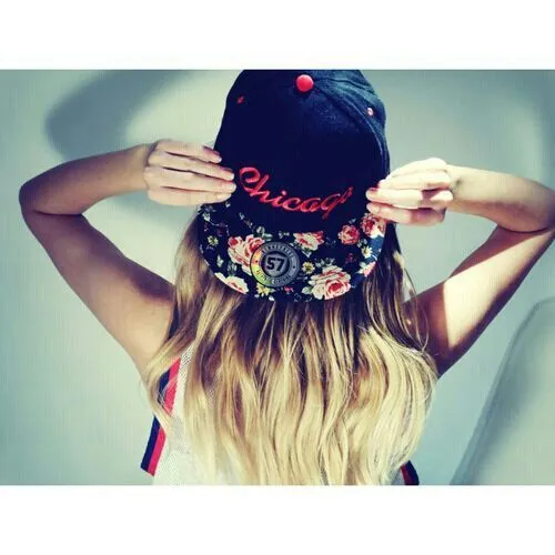 Moda de mujer que me encanta on Pinterest | Snapback, New Era Cap ...