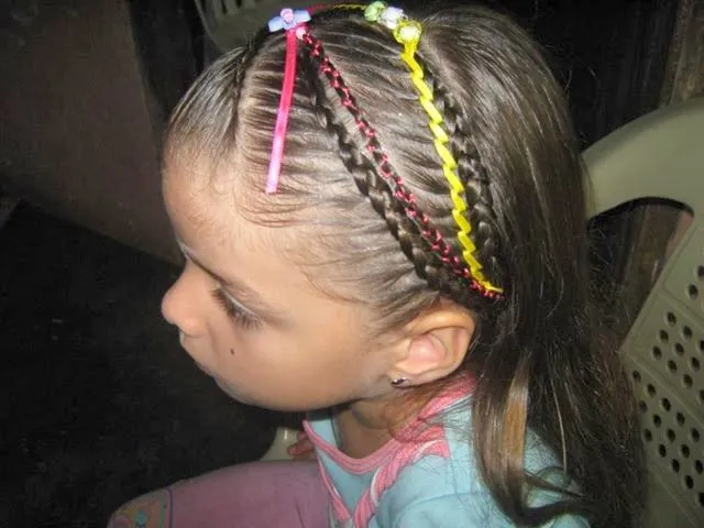 Peinados para niña con trenzas y cintas - Imagui