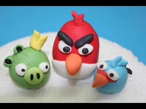 Cómo modelar figuras en fondant: Angry Birds - YouTube