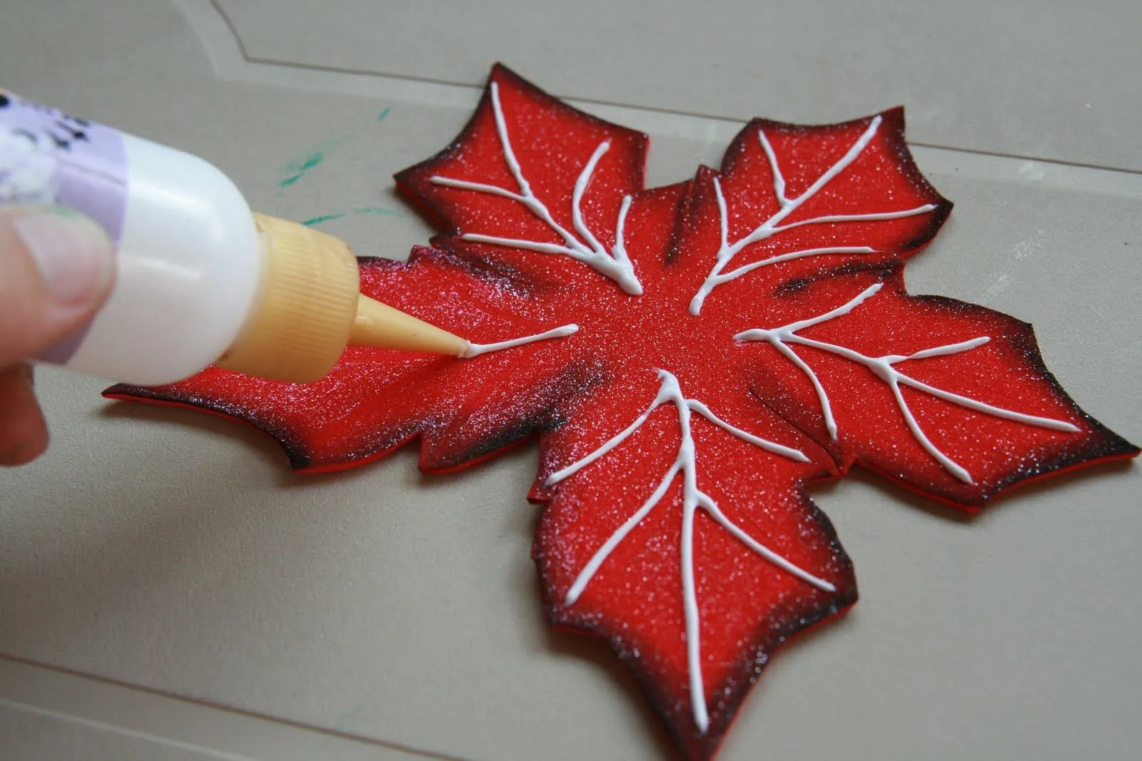 MOLDES FRISADORES para hacer FLORES con GOMA EVA: Plantillas Flores Navideñas Nochebuena para trabajar con Goma Eva. MOLDES FRISADORES para hacer FLORES con GOMA EVA: Plantillas Flores Navideñas Nochebuena para trabajar con Goma Eva.