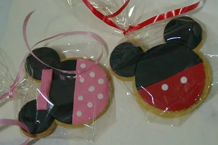 Galletas Mickey & Minnie Mouse | tartas y nubes de azúcar