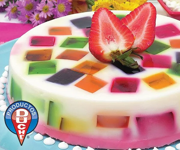 Mosaico multisabor con yogurt, chocolate y fresa