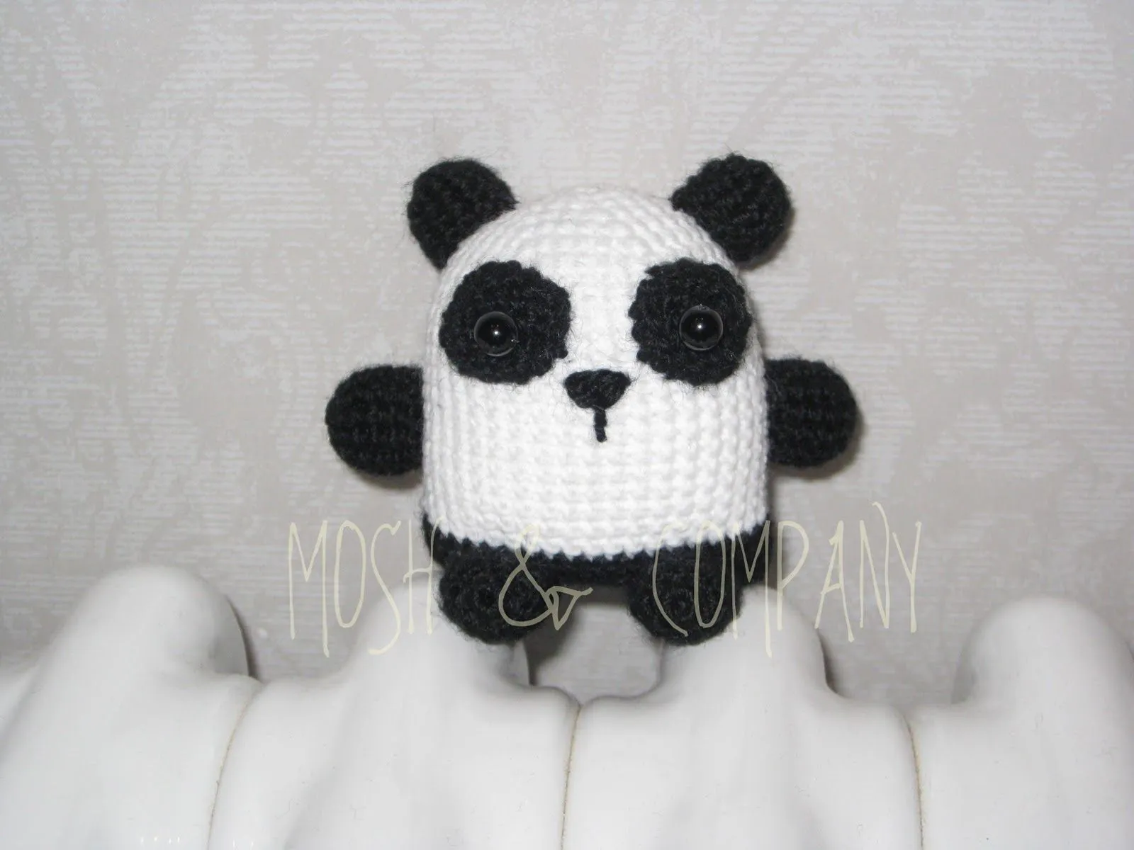 MOSH & COMPANY: Oso panda