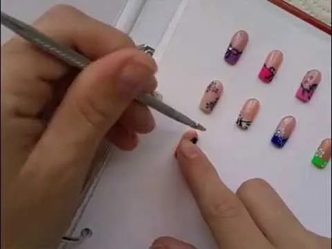 Como hacer un mostrario de uñas con cd