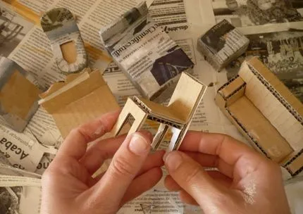 muebles casita de muñecas de papel mache | Mini model ideas ...