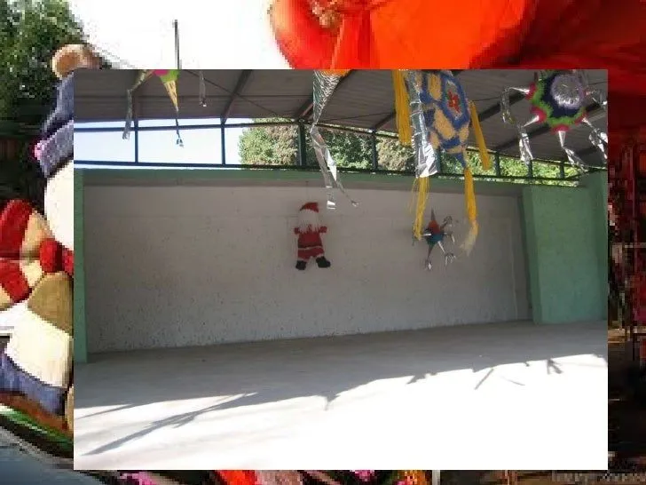 Muestra de Piñatas.- Diciembre 2010