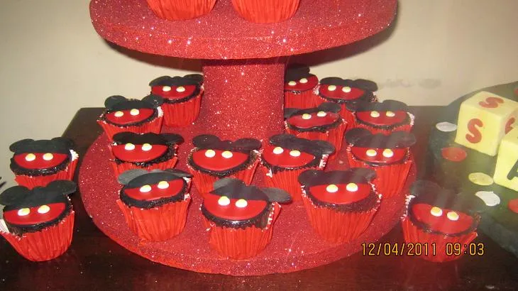 CUPCAKES Y MUFFINS - DELICIAS KARINOSTKY: CUPCAKES MICKEY MOUSE CUPCAKES Y MUFFINS - DELICIAS KARINOSTKY: CUPCAKES MICKEY MOUSE