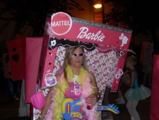 Barbie en caja - Imagui