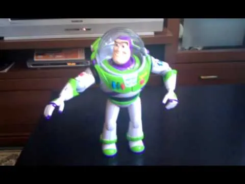 Muñeco Buzz Lightyear - YouTube