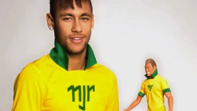 El muñeco de Neymar sale a la venta y promete ser furor ~ blog gente