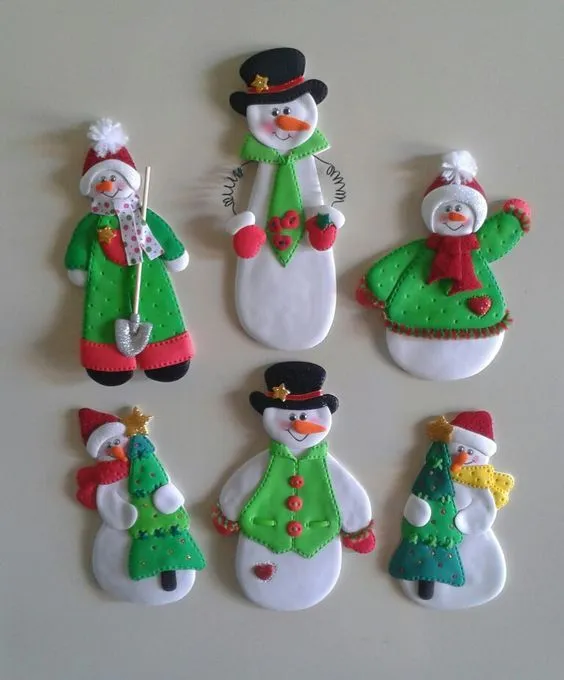 Muñecos de nieve_Imánes para decorar la nevera, elaborados con ...