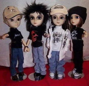 MUÑEQUITOS DE TOKIO HOTEL 2º PARTE - Artículos de los Yodibubloggers