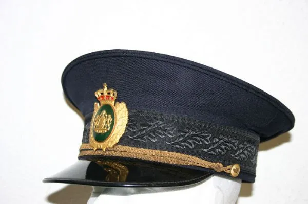 Como se hace una gorra de policia - Imagui